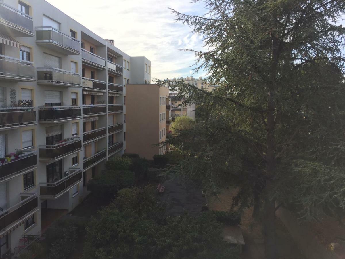 Grand Appartement A Louer Vue Sur Seine Melun Exterior foto
