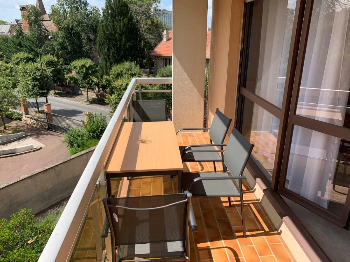 Grand Appartement A Louer Vue Sur Seine Melun Exterior foto